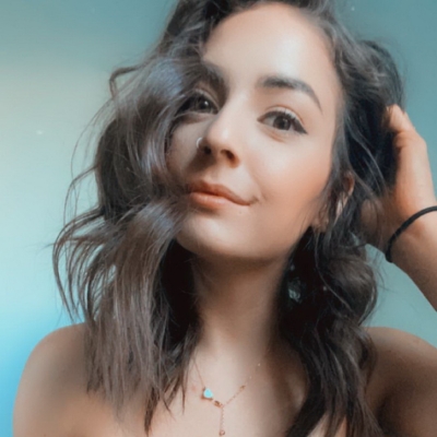 My wife in amateur erotic photos early in the morning by the window