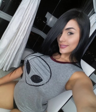 Beautiful girls from South America (34 photos)